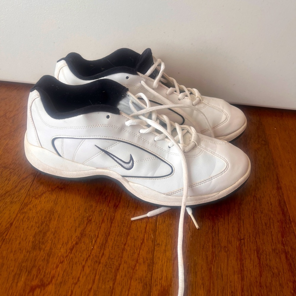 Nike Golf Shoes - US 8.5 UK 7.5